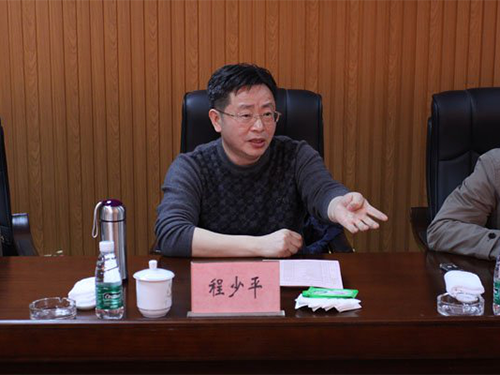 學(xué)校貫徹落實(shí)全國(guó)學(xué)校安全工作電視電話(huà)會(huì)議精神